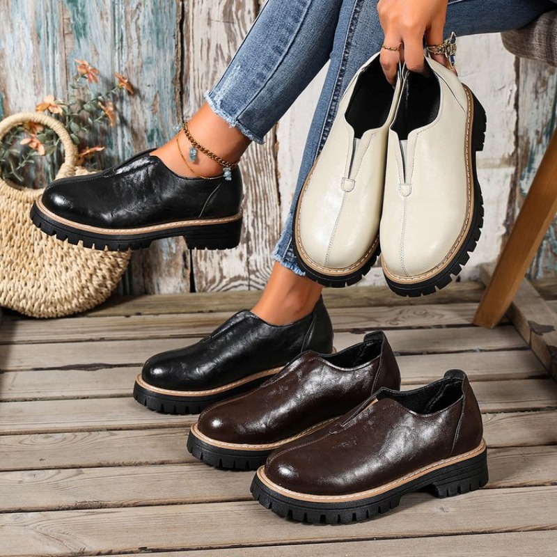Women Fashion Heels - أحذية نسائية على الطراز البريطاني القديم
