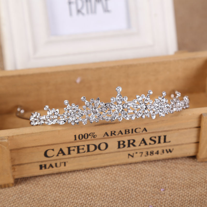 تاج كريستالي للزفاف وتسريحات ا - مراجعة Women'S Fashion Headbands وسعره