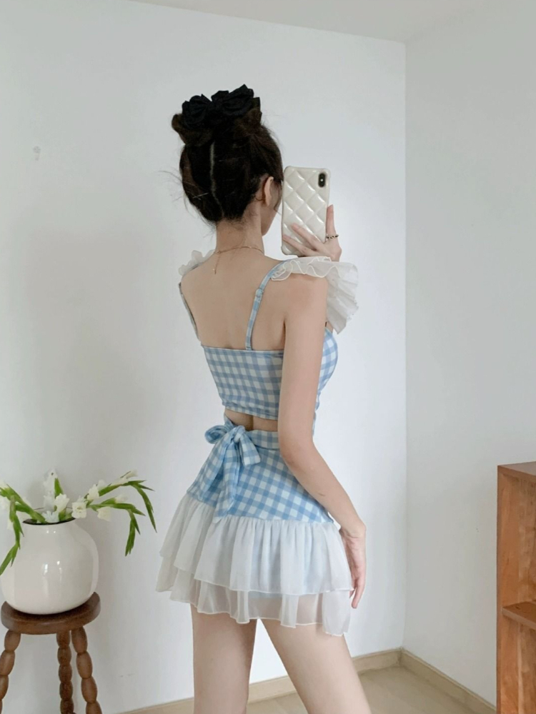 ملابس سباحة نسائية بتصميم هالت - مراجعة Women'S Fashion وسعره