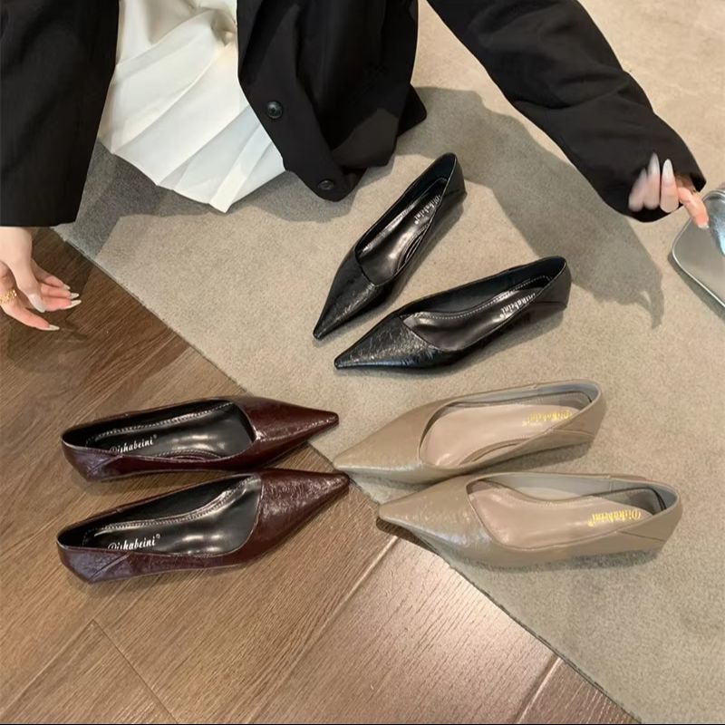 أحذية نسائية صيفية بمقدمة مدبب - مراجعة Women Fashion Heels وسعره