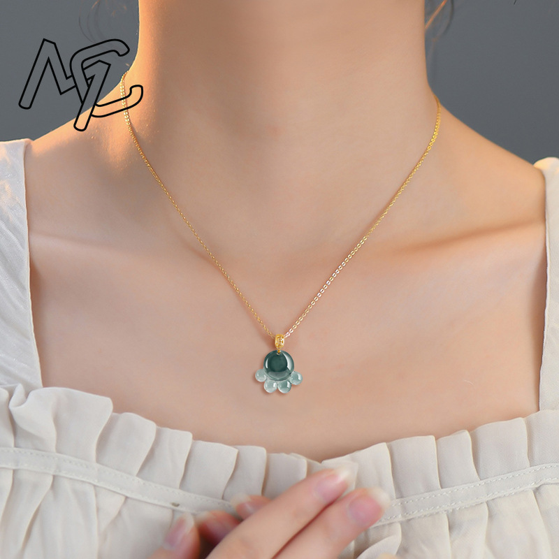قلادة بتعليقة مخلب القط من الي - مراجعة Women'S Fashion Gifts وسعره