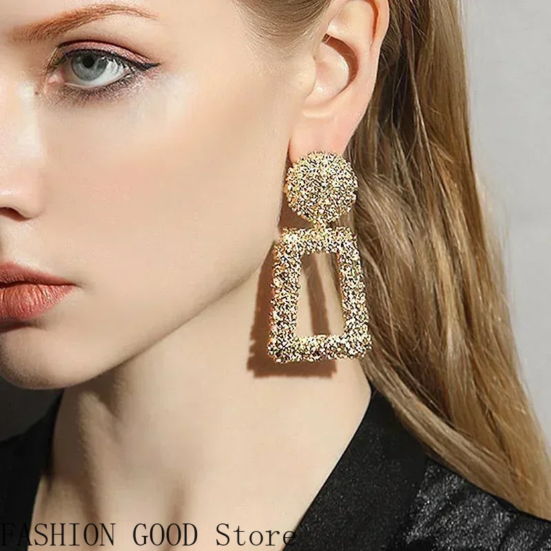 أقراط معدنية أقراط هندسية مجوف - مراجعة Women'S Fashion Website وسعره