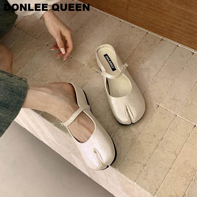 شباشب نسائية تابي نينجا، ماركة - مراجعة Women Queen Fashion وسعره