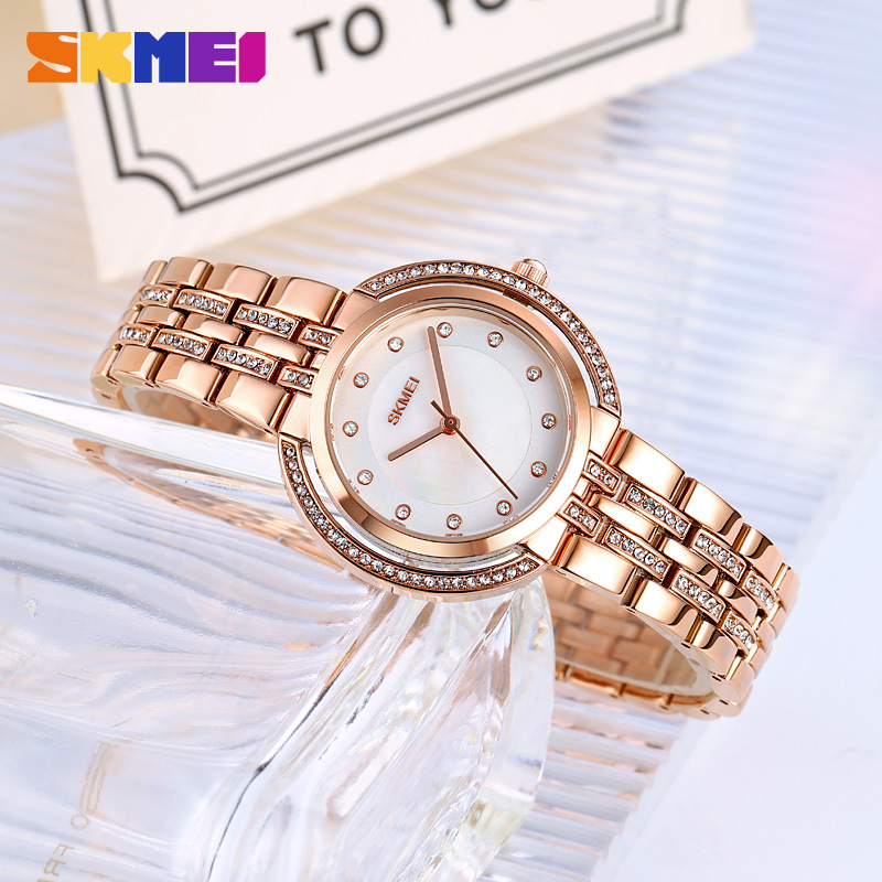ساعات يد نسائية فاخرة بسوار من - مراجعة Fashion Women Watch وسعره